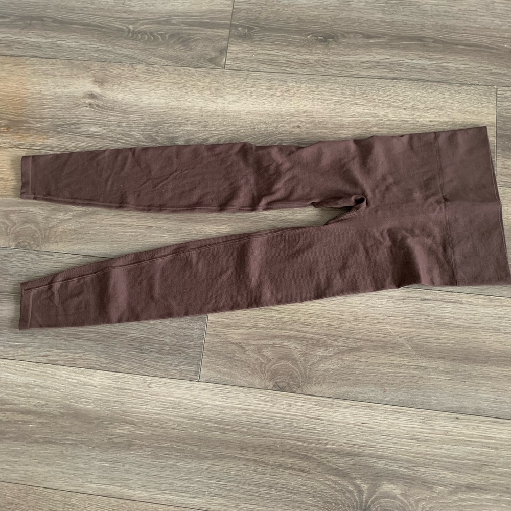 Babaton legging Ribbed High Rise Legging Toghts - Picture 2 of 6
